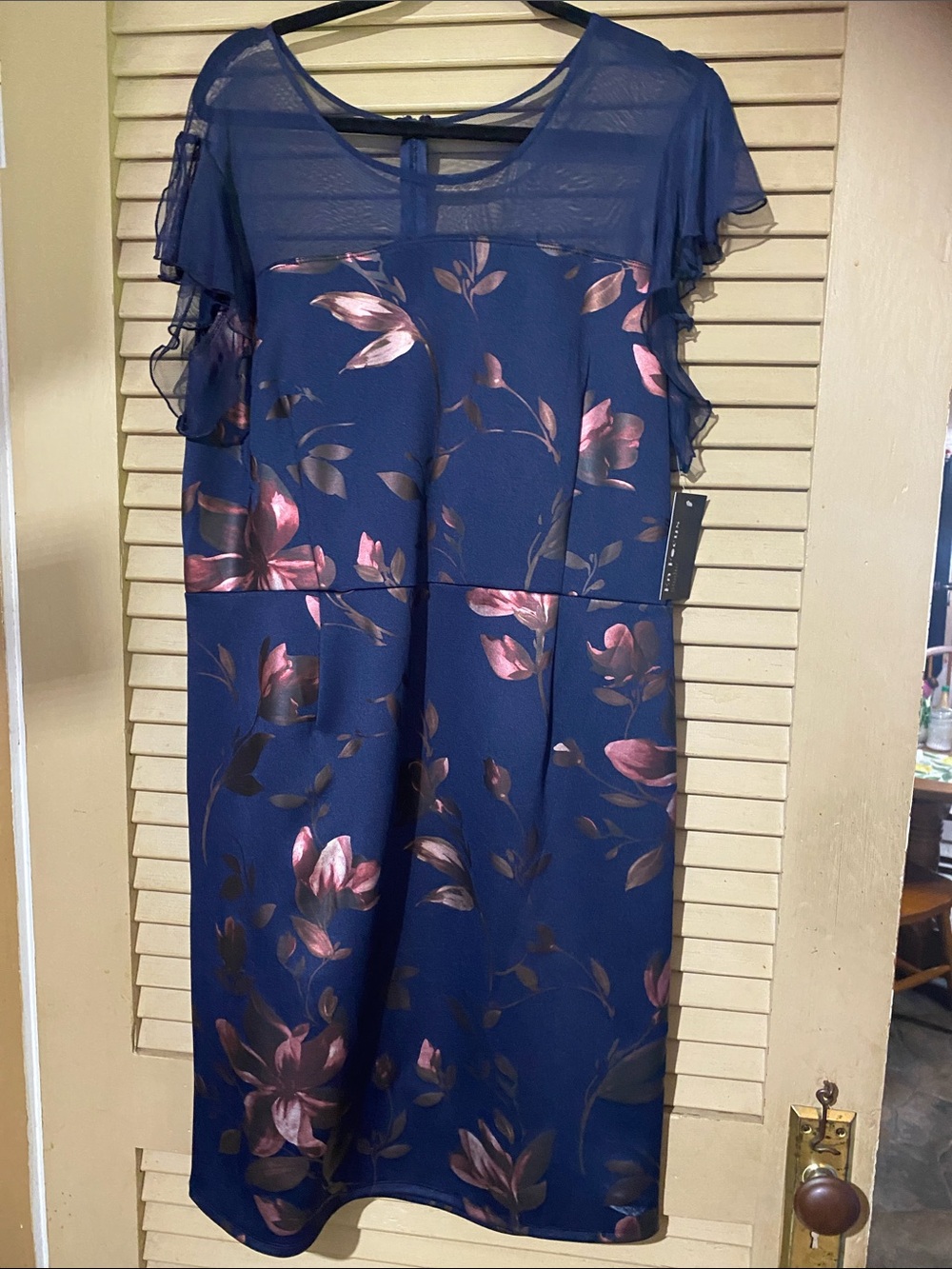 Elegant Navy Floral Sheath Dress with Pink Accents